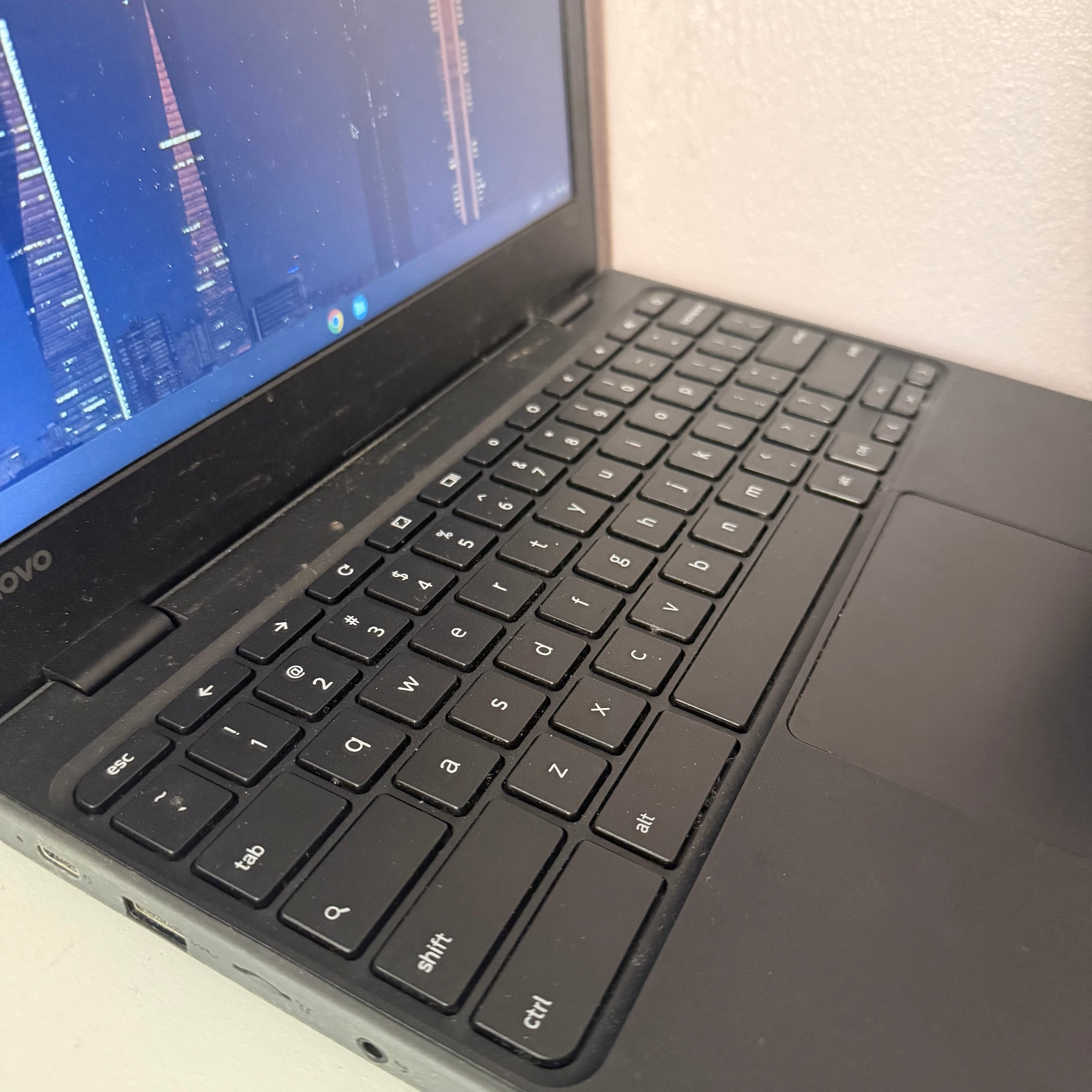 Lenovo 100e (Refurbished)